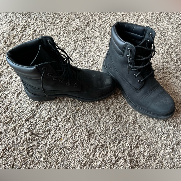BLACK LACE UP TIMBS size 8.5 - Picture 5 of 6